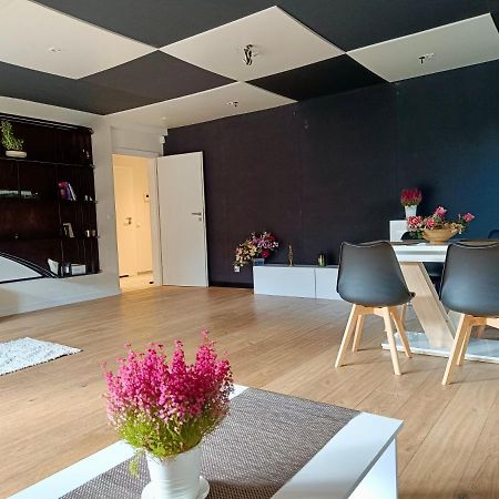 Piano Apartment Near Cracow, Modern, 3 Rooms, Free Parking, Terrace, Garden, Wifi Зельонкі Екстер'єр фото